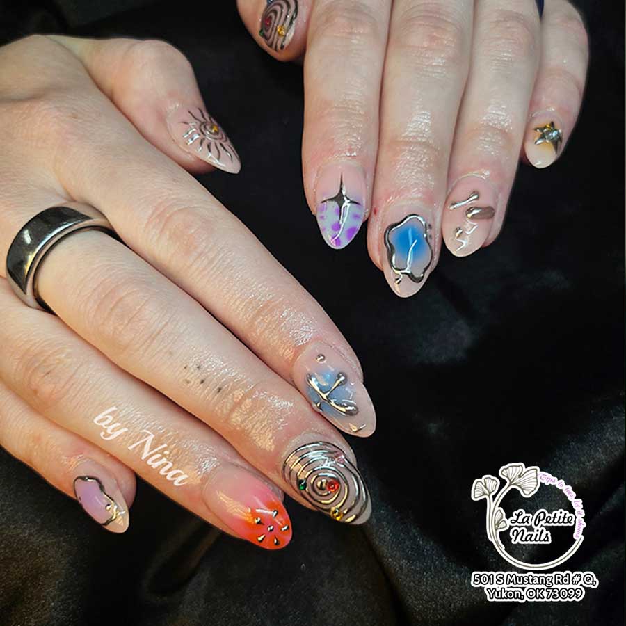 Trending July Nail Ideas